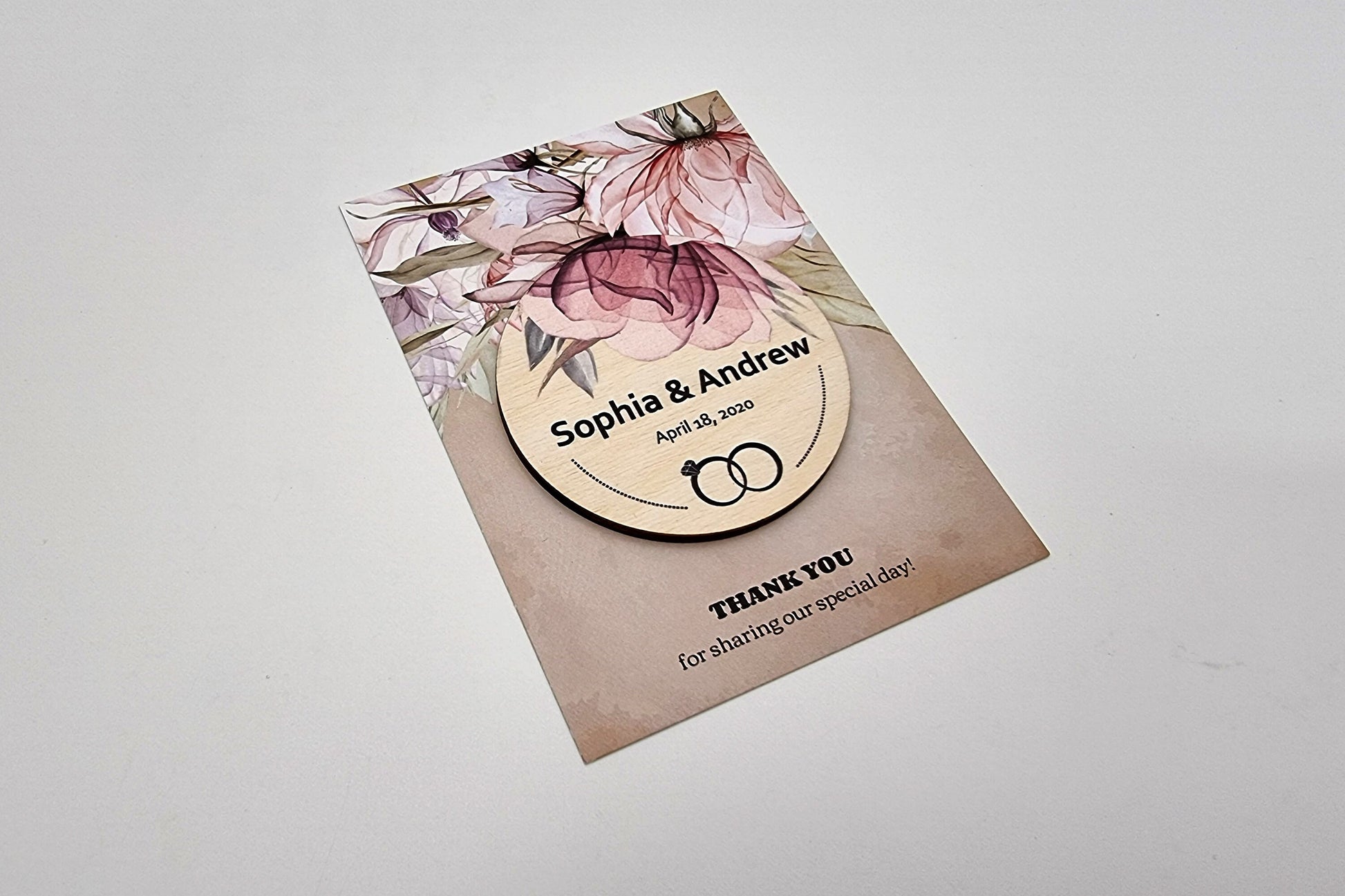 Personalized magnets, magnets for wedding guests, Floral thank you magnets